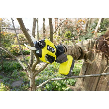 фото аккумуляторный бесщеточный секатор ryobi one+ ry18scxa-0 5133005025