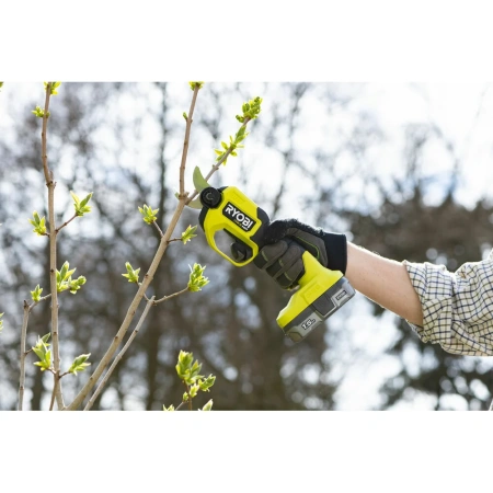 фото аккумуляторный бесщеточный секатор ryobi one+ ry18scxa-0 5133005025